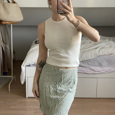 brandy melville skirt