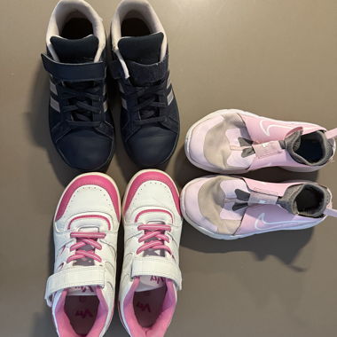 3 paia di scarpe per bambini ca. 33-34