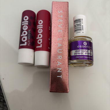 Kosmetik div