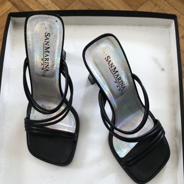 Sandales à talons cuir noir