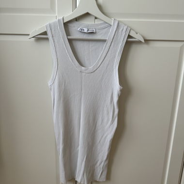 ZARA ribbed white tank top size M
