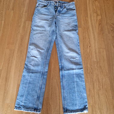 Zara-Jeans