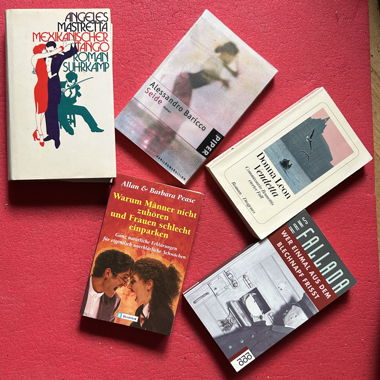 Buch Book Bundle  Neu & Neuwertig