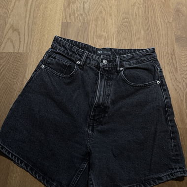 Shorts in denim neri ZARA