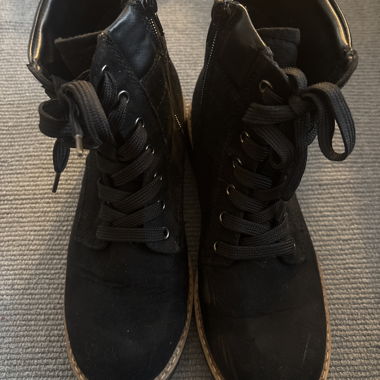 Bottines à lacets