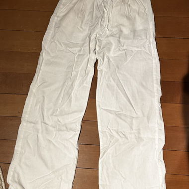 Pantaloni ampi Bershka bianchi