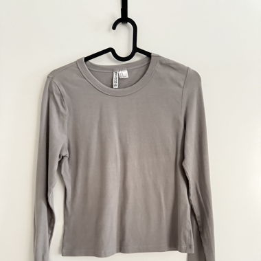 Grey long sleeve top