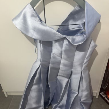Robe soirée d’été bleu satinée 36 