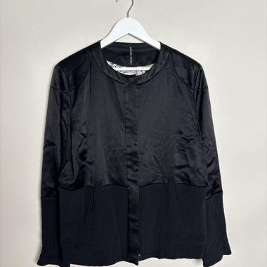 Marc Cain schwarze Jacke