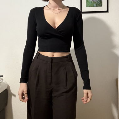 Elegant black V Neck Top