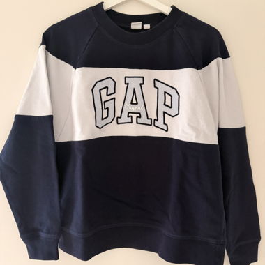 GAP Sweater