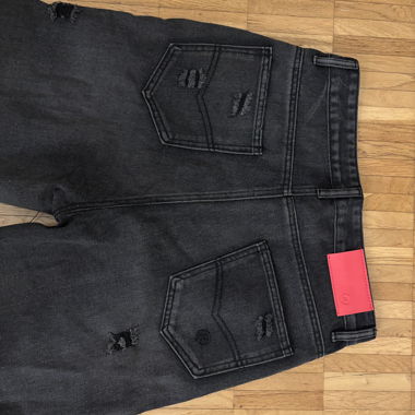Black baggy jeans