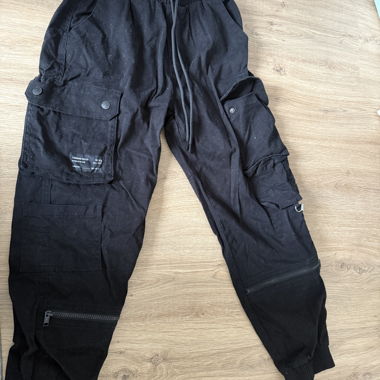 Black cargo pants FB Sister XS