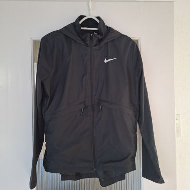 Nike Lightweight Rain Jacket