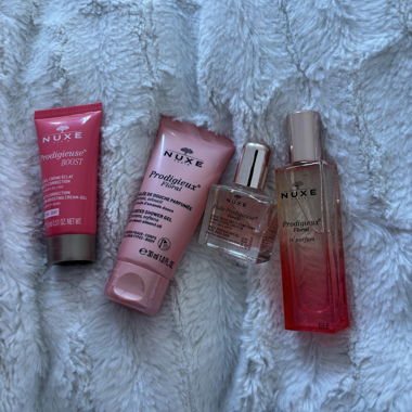 NUXE skincare mini set
