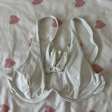 Weiss Bikinioberteil