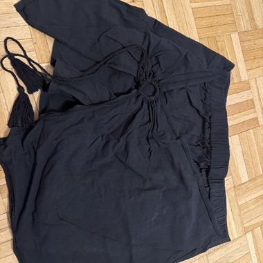 Schwarze kurze Hose