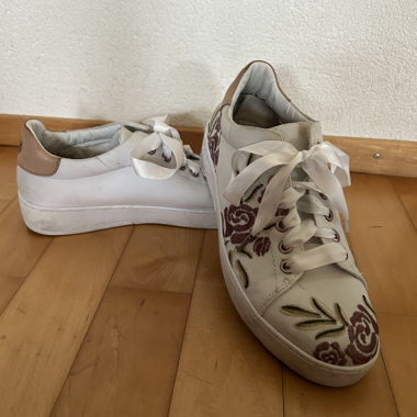 Baskets Bugatti avec broderie