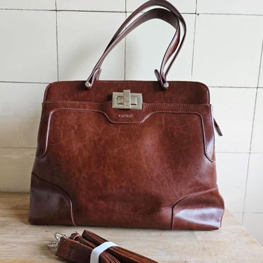 Handtasche