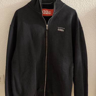 032c Felpa con zip