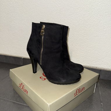 S.Oliver boots with heel