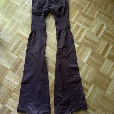 THRIVIN Leggings XS braun weite Schlaghose