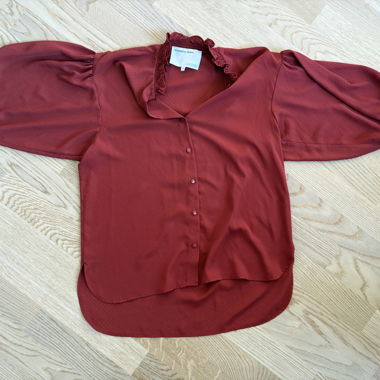 Designers Remix red blouse size 38