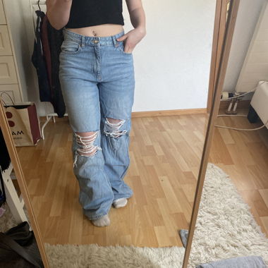 Jeans NowYorker con buchi