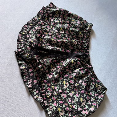 Short floreali H&M