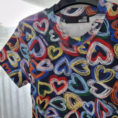 Love Moschino
