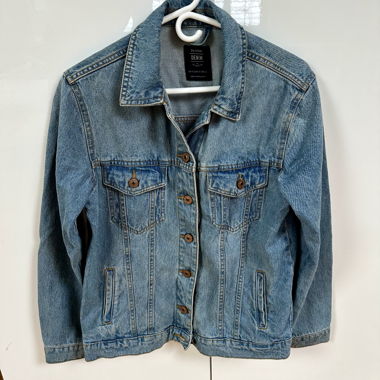Denim jacket / Jeans jacket