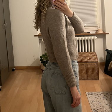 Wool sweater from the brand “& Other Stories”