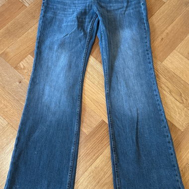 Low Waist Bootcut-Jeans
