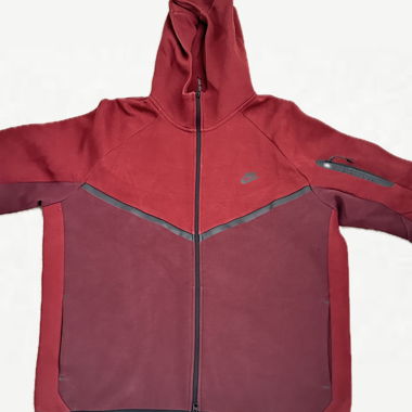Nike Tech Serie 2024/25