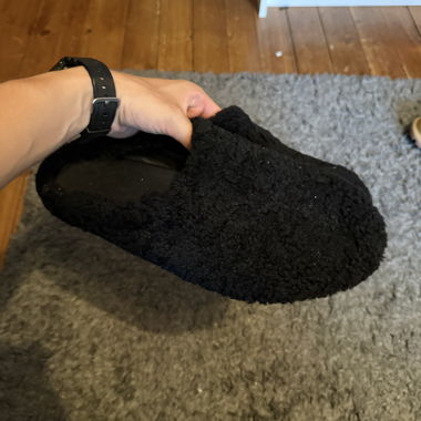 Marni look-alike Black Fluffy Home Slippers