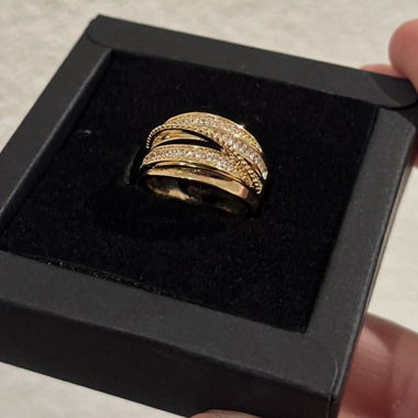 Anello color oro