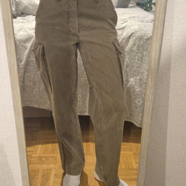Pantaloni cargo kaki