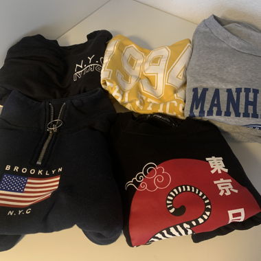 5 Hoodies