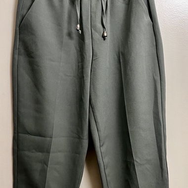 Pantalon gris pour femme avec cordon de serrage