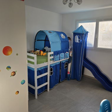 Kinderhochbett mit Zelt und Rutsche