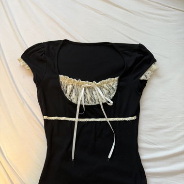 Black Top with Lace 