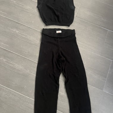 Set in maglia nero Janine Grubenmann