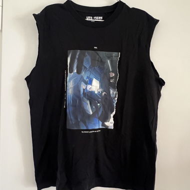 Black Sleeveless T-Shirt
