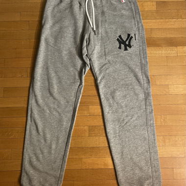 Pantaloni tuta grigi Champion NY Yankees