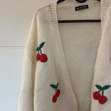 Cardigan with cherries