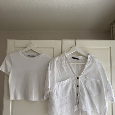 2 weisse Zara Sommertops - super Zustand!