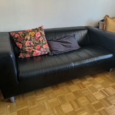 Schwarzes 2-Sitzer Leder Sofa