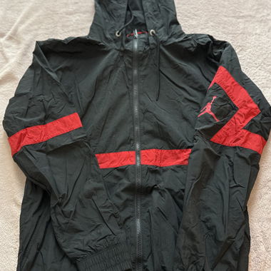 Giacca windbreaker Jordan nera rossa