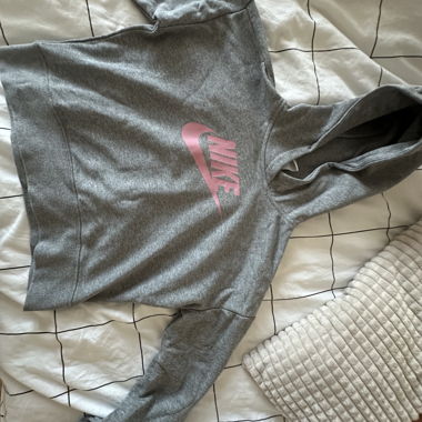 NIKE Sportpullover
