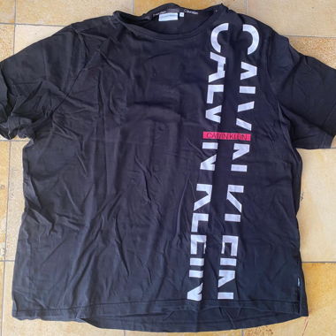 Calvin Klein Tshirt